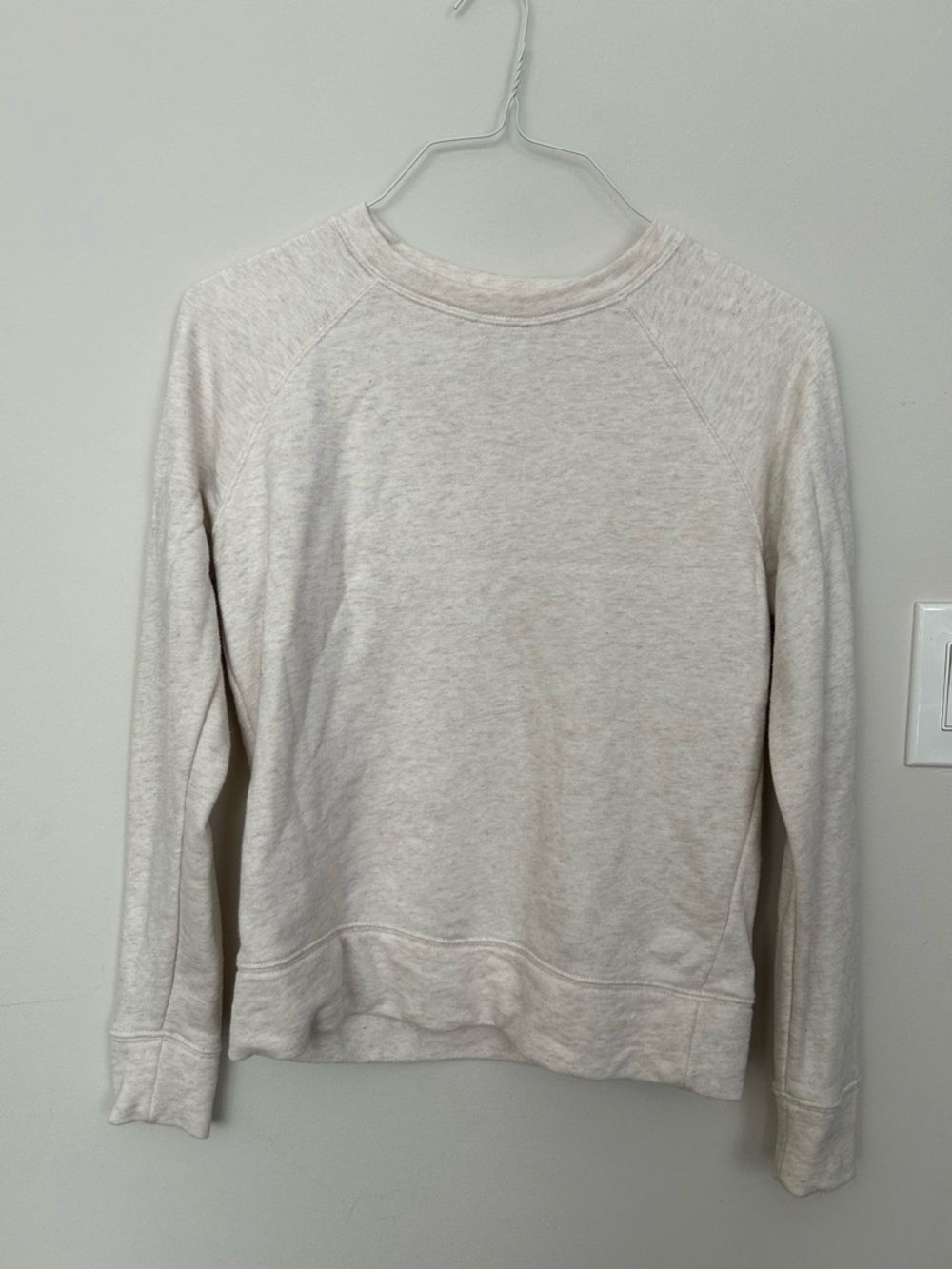 Athleta Neutral Cream Crewneck Sweatshirt